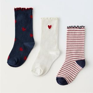 ZARA THREE PACK OF HEART SOCKS